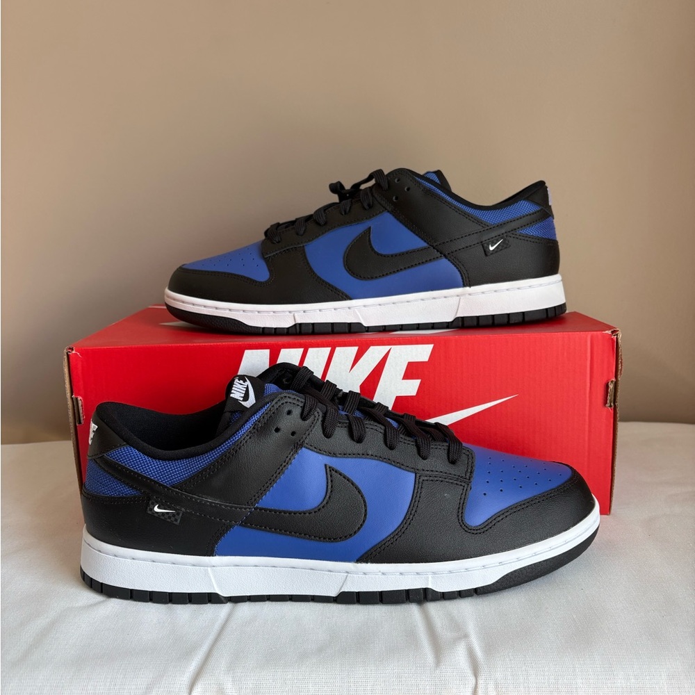 Nike Men's Black and Blue Low Dunks